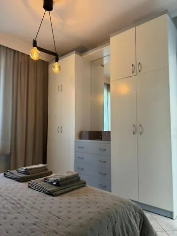 Damian's Cozy Pool Apartament