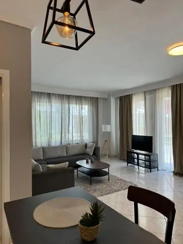 Apartament Damian's Cozy Pool