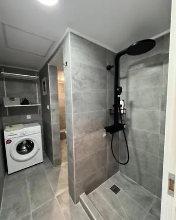 Damian's Cozy Pool Appartamento Peraía