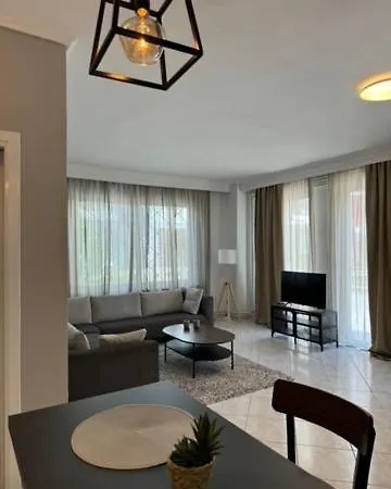 Appartamento Damian's Cozy Pool